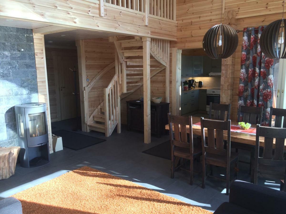 Villa Hyvoelaen Moekit Ähtäri Esterno foto